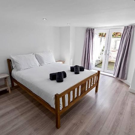 Newly Refurbed, Central Apartment With Free Parking And Hot Tub Lytham St Annes Luaran gambar